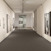 Víctor Florido, Interiores, vista de exhibición. Cortesía del Museo de Arte Moderno de Buenos Aires