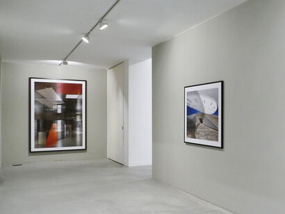 Roland Fischer, Transhistorical places and new architectures, vista da exposição. Cortesia de Carlos Carvalho