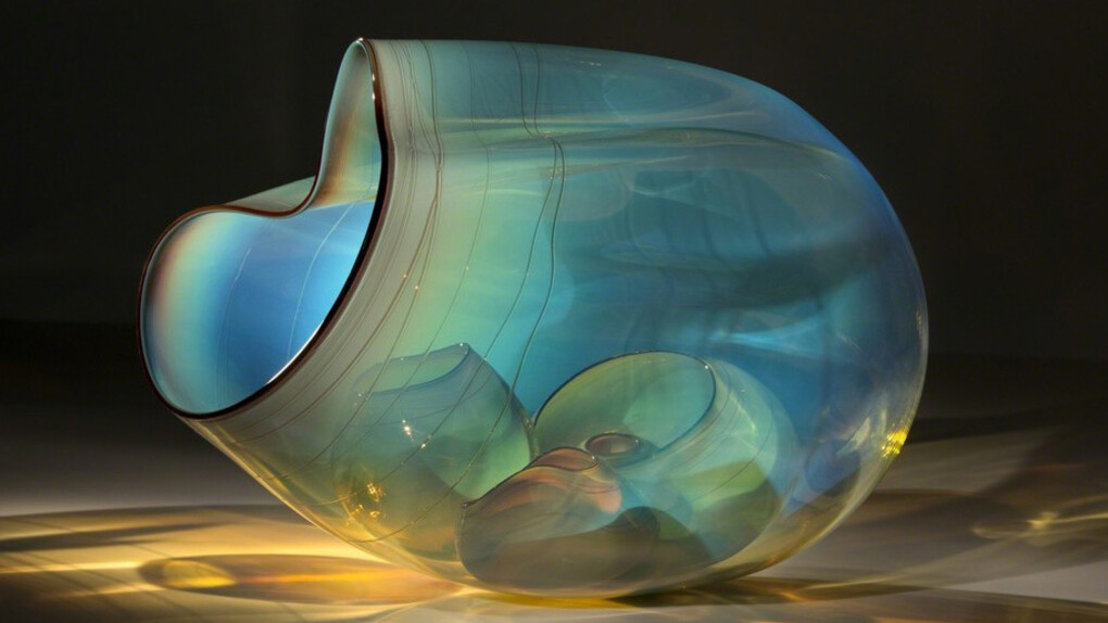 Chihuly Now. Courtesy of Halcyon Gallery