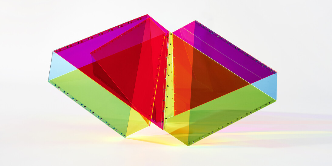 Marta Chilindron, Mobius (2013), Acrylic and hinges, 36 x 80 x 80 in. 91 x 203 x 203 cm. Courtesy of Cecilia de Torres, Ltd. Photo by Arturo Sanchez.