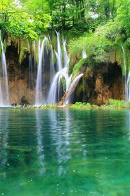 Entorno natural plagado de cascadas