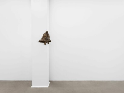 Enzo Cucchi. Gli esperti, exhibition view. Courtesy of Galeria Madragoa