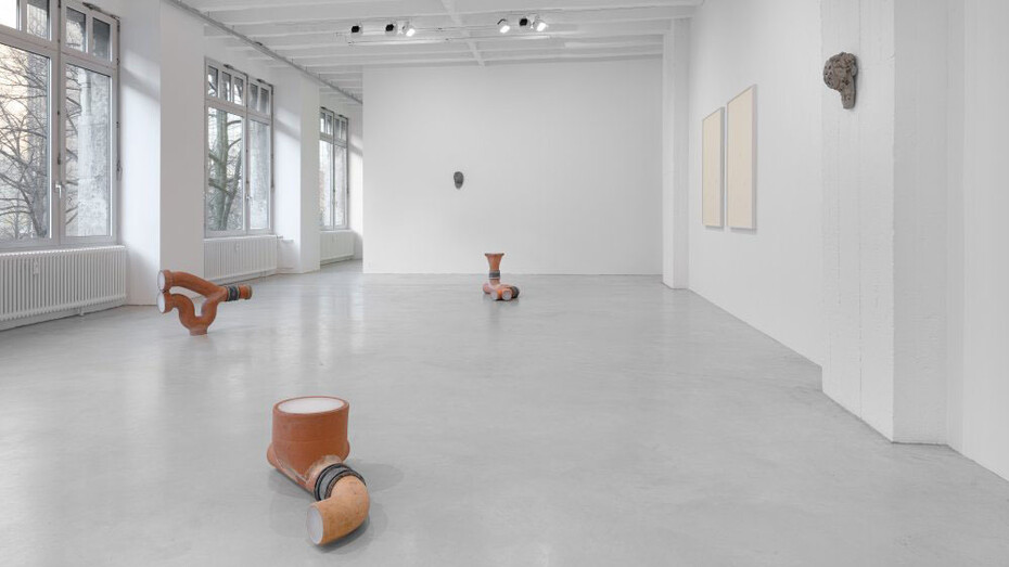 Sofia Hultén, Concrete head, ausstellungsansicht. Mit freundlicher genehmigung der Galerie Nordenhake