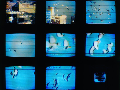 Eugènia Balcells, From the center, flight, 1982. Courtesy of Museu Nacional d'Art de Catalunya