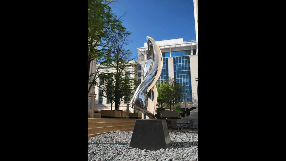 Santiago Medina, Life, monumental sculpture installed at Harvard Chen School of Public Health in Boston, USA. Courtesy of Trimper Gallery