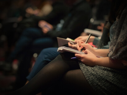 Llora y patalea, suénate los mocos. Y luego, vas, te levantas y te pones a currar para llegar a donde quieres