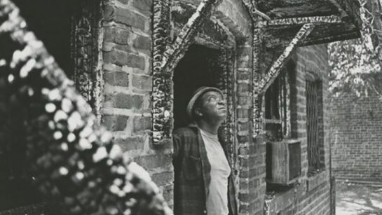 John H. White (*1945), “Homeless Families After Fire”, July 21, 1971, silver gelatin print on glossy fibre paper, printed by July 21, 1971, 22,2 x 33,4 cm, © John H. White
Courtesy: Galerie Daniel Blau, Munich/London