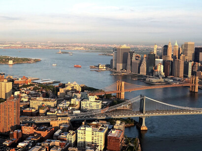 Vista aérea de Brooklyn y Manhattan, NY, EE. UU.