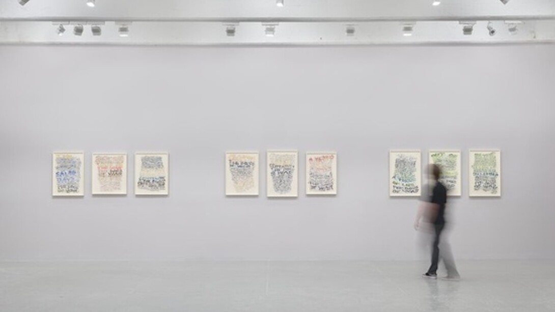 Roni Horn, Exhibition view. Courtesy of Hauser & Wirth