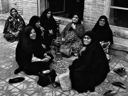 Ph Sergio Pessolano – Conversazione femminile in cerchio