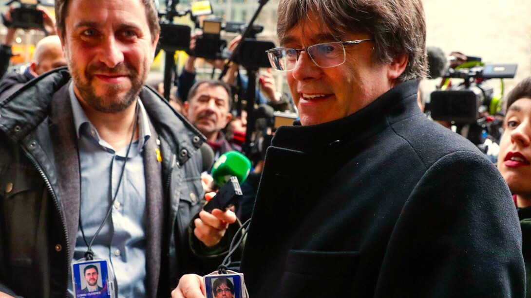 Comín y Puigdemont la semana pasada tras acceder al Parlamento Europeo y recibir la acreditación provisional como eurodiputados