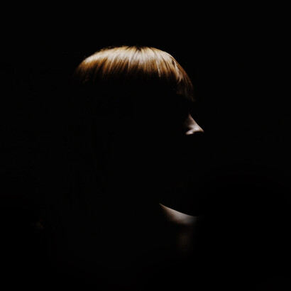 Caycho no conocía el romance. En otros tiempos, al graduarse de alférez, sufrió un apasionamiento por una joven, pero luego de algunas salidas la relación se enfrió