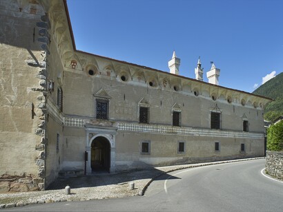 Palazzo Besta dall'esterno, Lombardia, Italia
