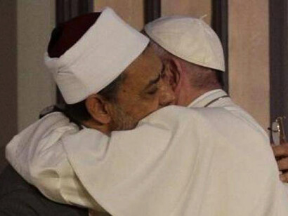 The award was created following Pope Francis’ visit on 3-5 February 2019 to the United Arab Emirates and his historic meeting in Abu Dhabi with the Grand Imam of Al-Azhar, Professor Ahmed Al-Tayyeb