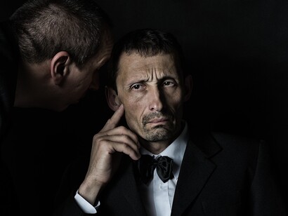 Noi viviamo in base al nostro passato perché ciò che ci succede adesso è il risultato dei pensieri e delle convinzioni del passato