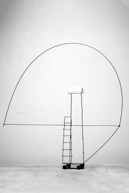 Unità mobile, ca. 95 x 83 cm, 1999, Metall und Holz, Privatsammlung