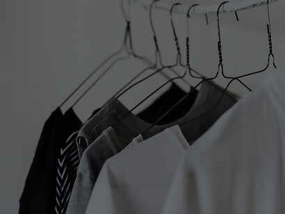 The essence of a capsule wardrobe lies in its versatility. Each item is carefully chosen to seamlessly mix and match, allowing for a myriad of outfit possibilities with minimal pieces