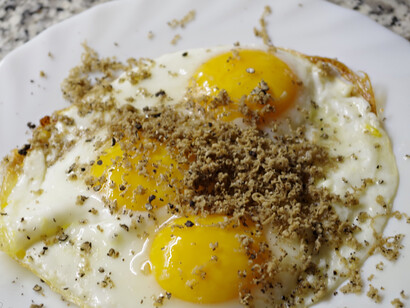 Uova al paletto con tartufo