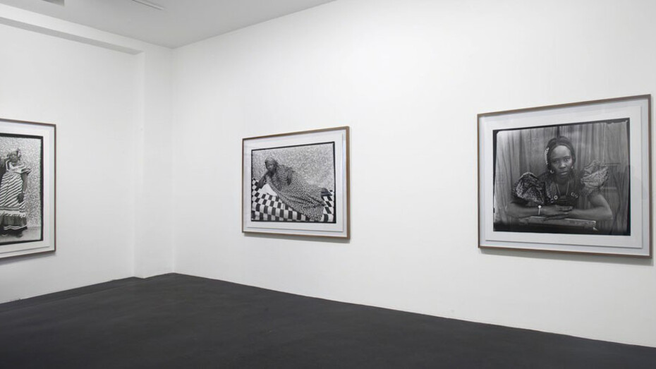 Seydou Keïta. Courtesy of Galerie Nathalie Obadia