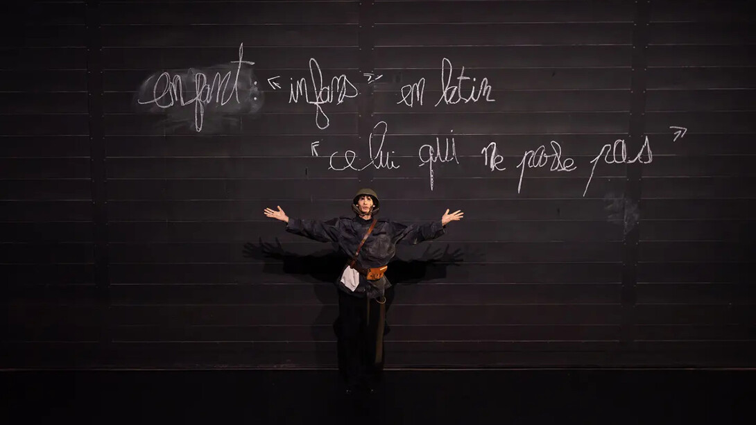 Taire, vue de la représentation. Avec l'aimable autorisation du Théâtre de La Criée