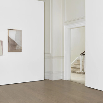 Martha Tuttle, Fields and hedges, exhibition view. Courtesy of Timothy Taylor