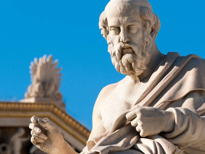 Statua di Platone di Leonida Drosi all'Accademia di Atene