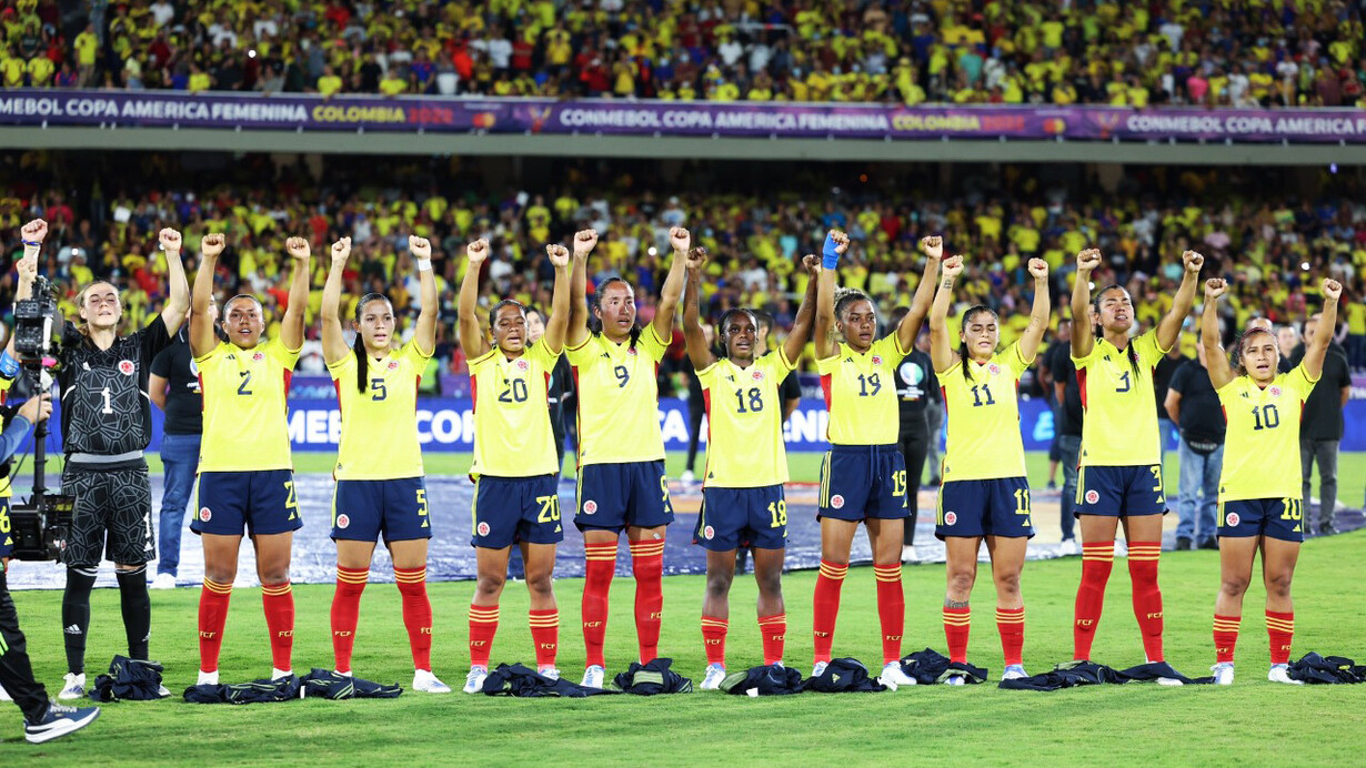 Jugadoras de la Selección Colombia Femenina en señal de protesta durante la Copa América 2022