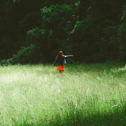 Dare priorità alle decisioni più importanti al mattino, quando la mente è fresca, riduce il rischio di errori
