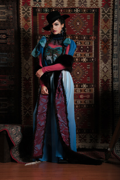 Adv Campaign: Attilio.carota design. Fall/Winter 2017-2018. Photographer: Davide di Padova. Model: Giulia Belmonte. MUA & Hair: Luisa Carota. Service: MediaWellness