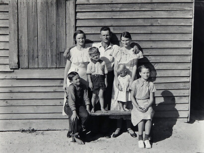 Walker Evans, Burroughs family, Hale County, Alabama, 1936. Courtesy of Krakow Witkin Gallery