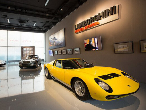 Lamborghini. Courtesy of Erarta Museum