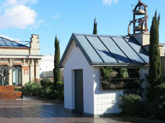 La terraza del histórico local madrileño