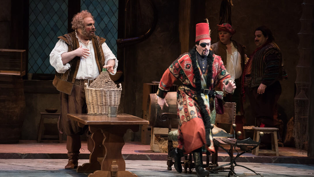 José Antonio López en el papel protagonista de la ópera «El holandés errante»