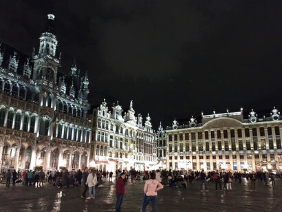 Vista noturna do Grand Palace, Bruxelas; Bélgica