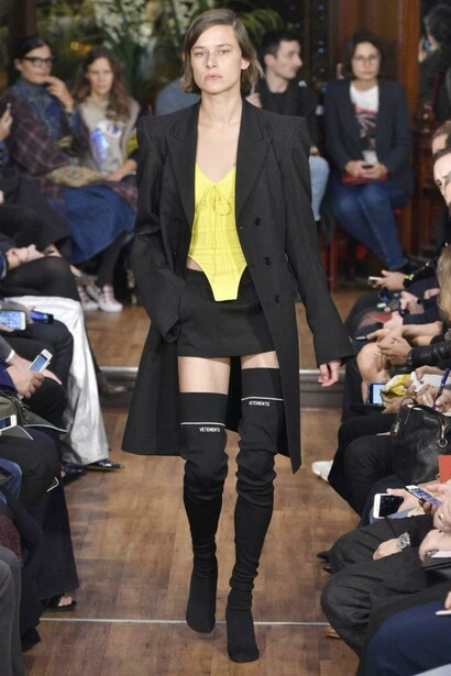 Vetements. Minifalda de la colección Primavera verano 2016