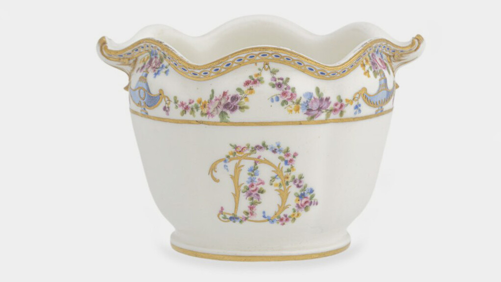Sèvres Porcelain Manufactory, Nicolas Catrice, Wine glass cooler from the Madame du Barry service, 1771. Courtesy of NOMA