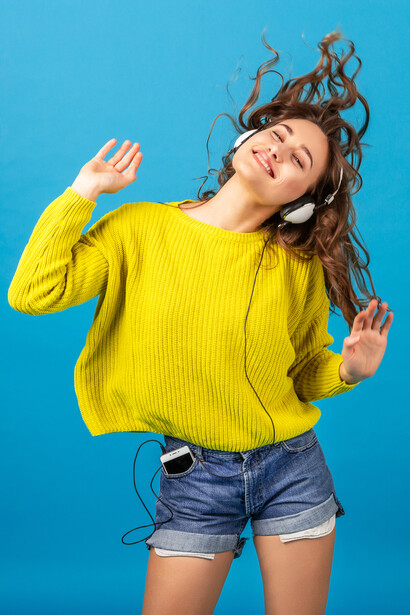 En la era digital, el baile ha evolucionado hacia una representación visual orientada a la obtención de validación externa