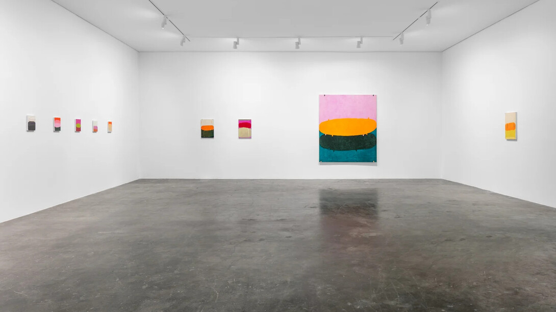 Paulo Monteiro, Ao redor da distância, vista da exposição. Cortesia de Mendes Wood DM