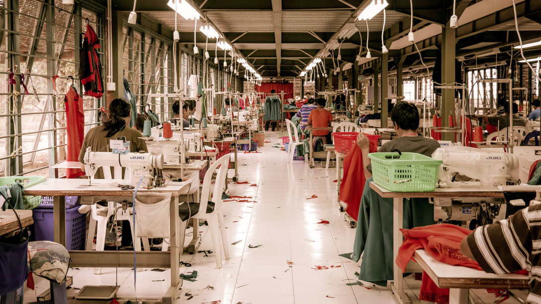Fábrica de ropa en Ciawi, Indonesia