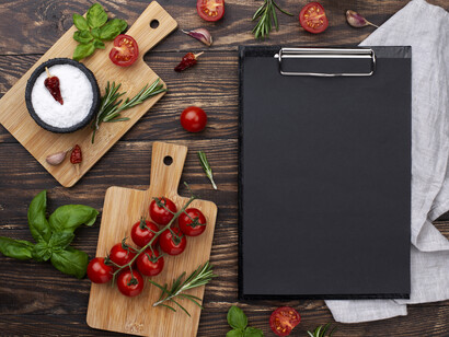 Escuchar lo que no se dice y observar con empatía permite descubrir motivaciones ocultas que los formularios no registran