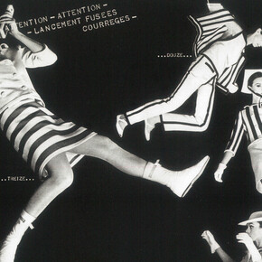 Peter Knapp, Collection Courrèges haute couture printemps-été 1965 (detail). Elle n°1002, march 1965. Courtesy of Fondation Marguerite et Aimé Maeght