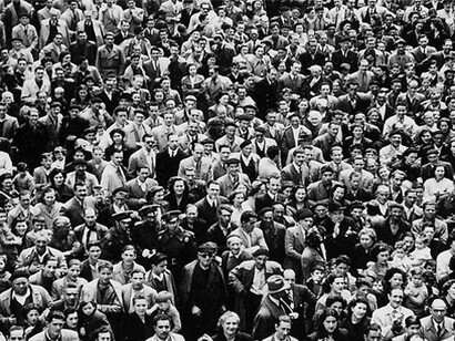 La sociedad de masas fue el primer paso en la pérdida de la individualidad como eje moral