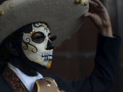 Una de las opciones de maquillaje de Catrina, la figura que más se asocia al Día de Muertos