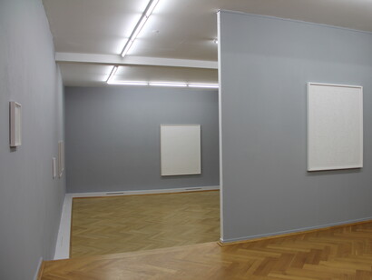 Katharina Hinsberg, Exhibition view. Courtesy of Bernhard Knaus