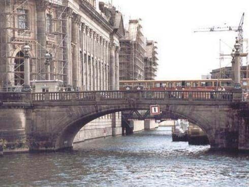 Monbijoubrücke, Berlin, 2003
