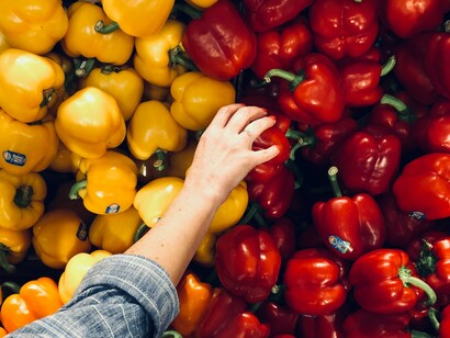 Escolhe vermelho ou amarelo na alimentação