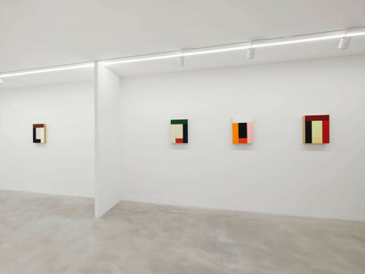 Imi Knoebel, Dorme un canto in ogni cosa, vista della mostra. Cortesia di Dep Art Gallery