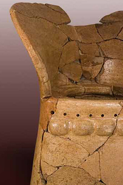 Trono regale dalla Necropoli di Colle del Forno
