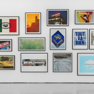 Antoni Muntadas, Outros lugares / Everywhere, vista da exposição. Cortesia de Cristina Guerra Arte Contemporânea