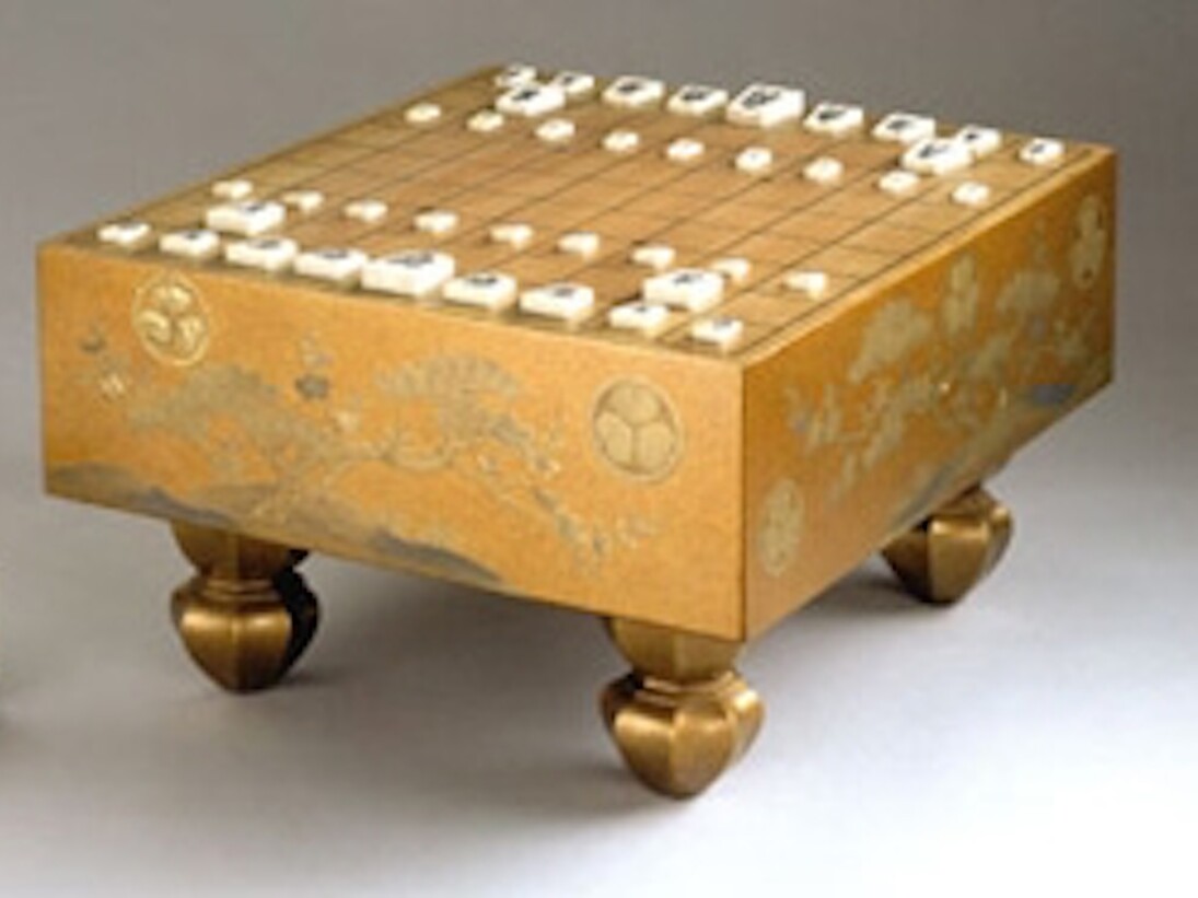 Shogi Set with Tokugawa Crest, 18th century, lacquered wood, ivory pieces. Japanese